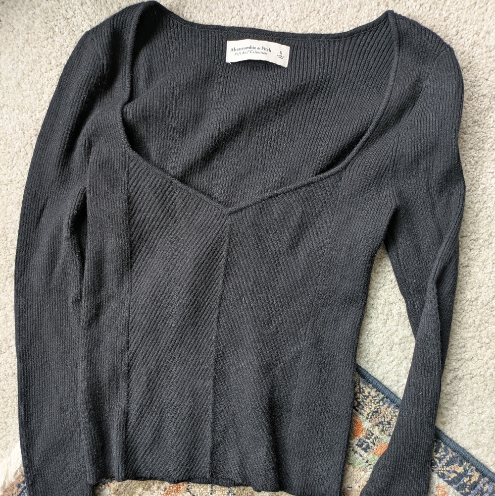 Abercrombie & Fitch Black V-Neck Sweater